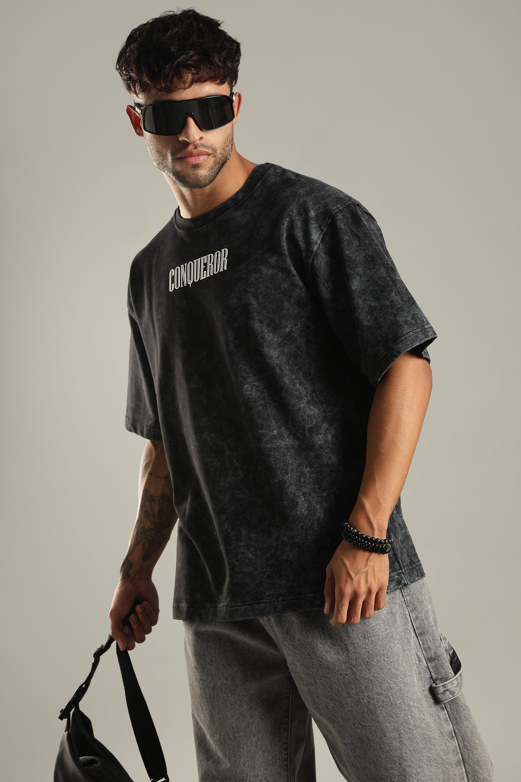 conqueror oversized T-shirt